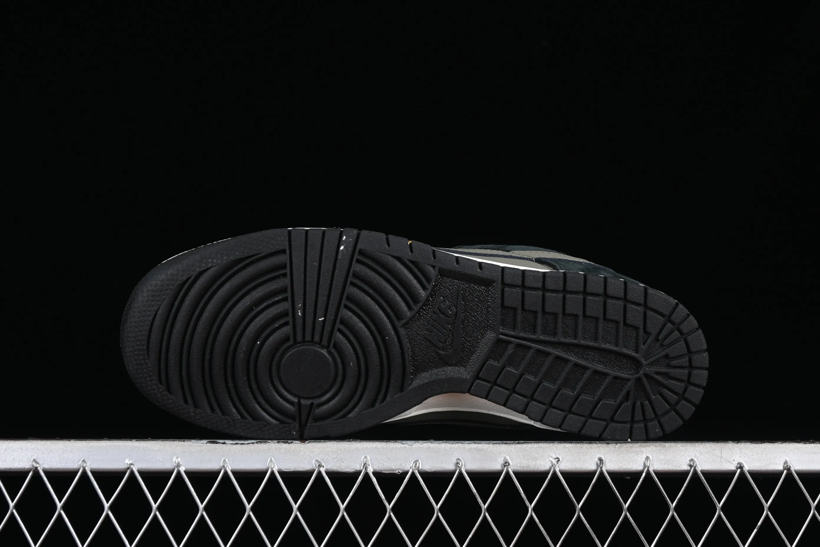 All categories Nk SB Dunk series Nk SB Dunk Low low-top sneakers Nk Dunk Low SB low-top sports and leisure sneakers 302517-236